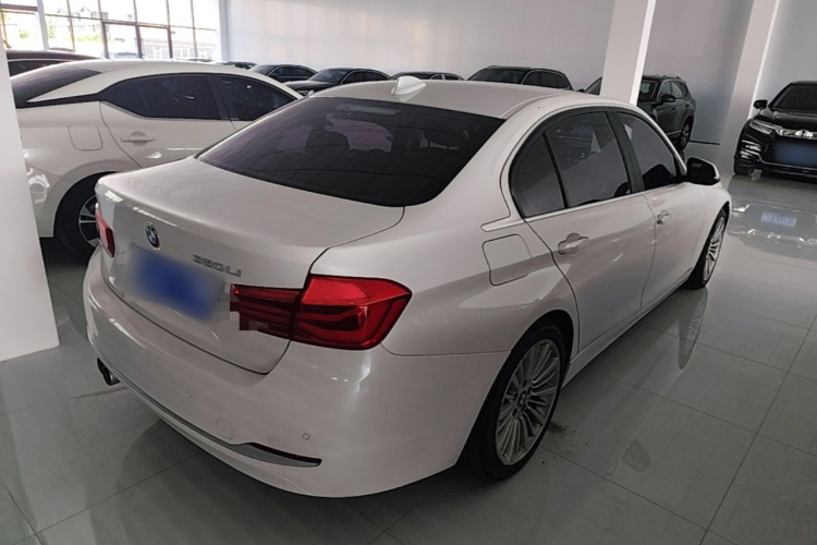 BMW 3 Series 2017 #7 BMW 3 Series 2017 car image #7