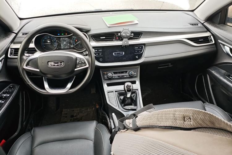 GEELY Emgrand 2020 #10 GEELY Emgrand 2020 car image #10