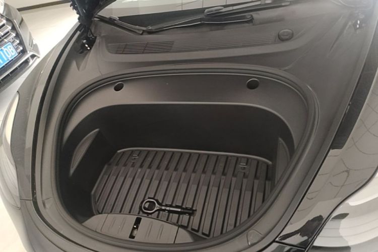 Tesla Model 3 2022 car image #20