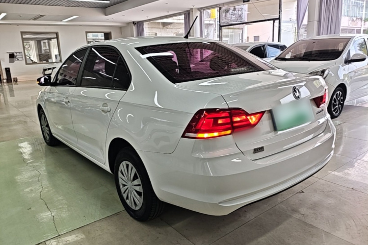 Volkswagen Santana 2020 car image #5