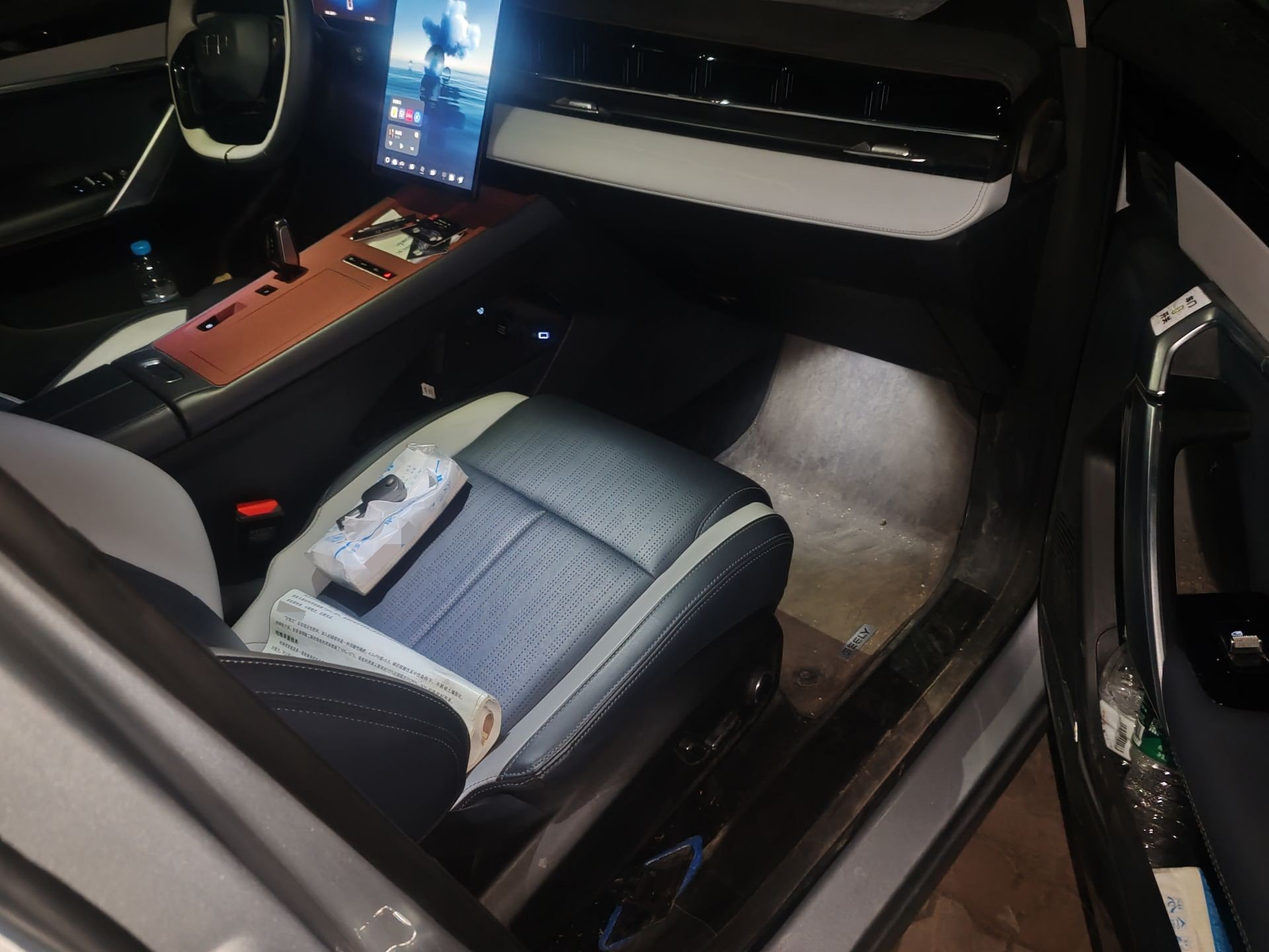 GEELY Boyue L 2025 #5 GEELY Boyue L 2025 imagen de coche #5