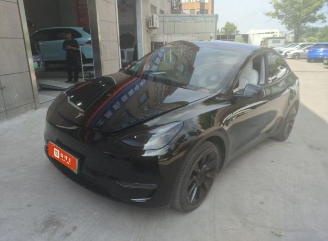 Tesla Model Y 2021 car image 