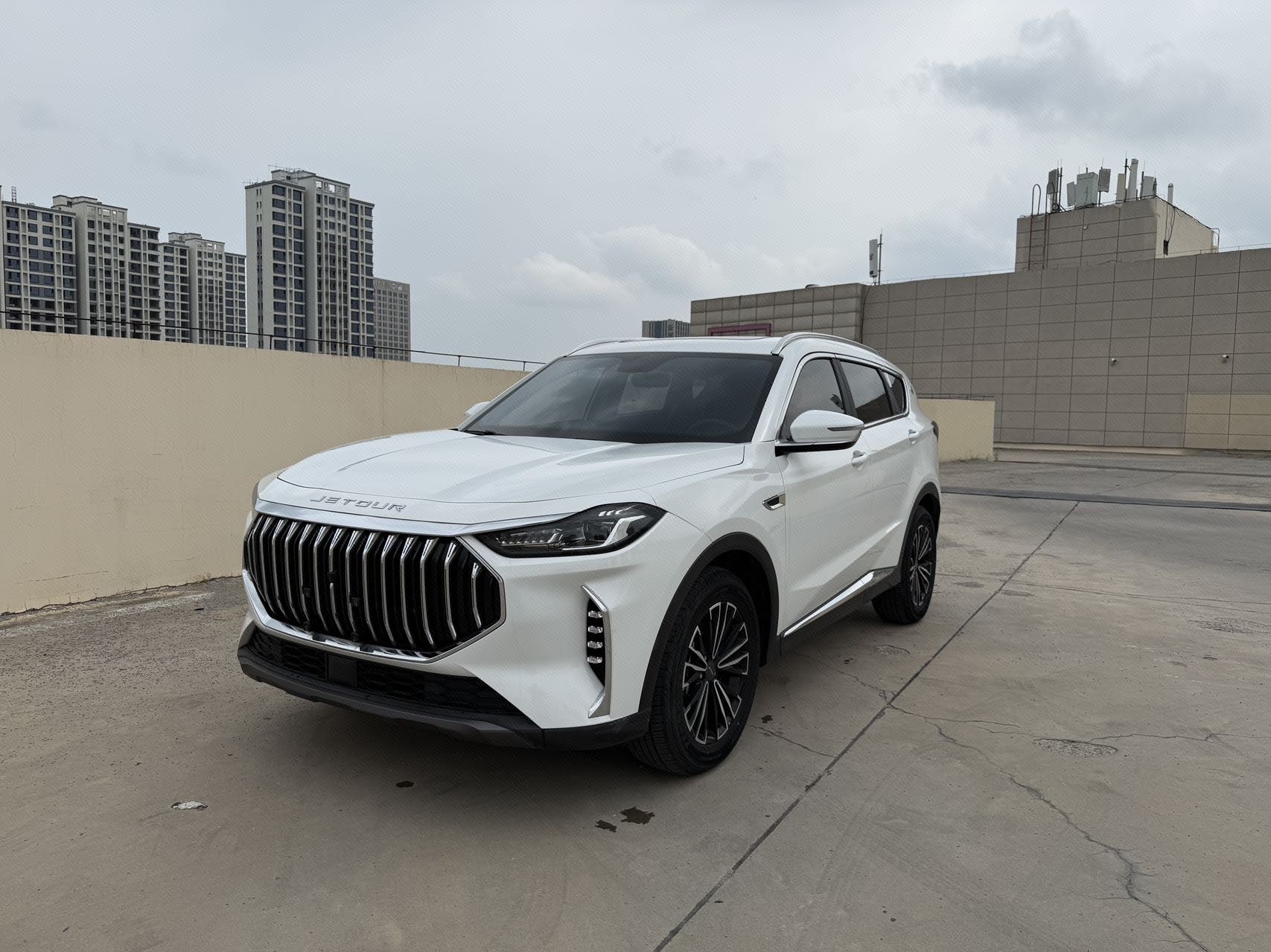 Jetour X70 PLUS 2024 car image 