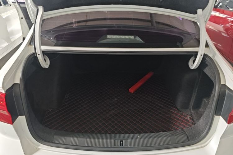 Volkswagen Bora 2020 car image #19