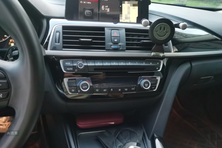 BMW 3 Series 2019 #15 BMW 3 Series 2019 car image #15