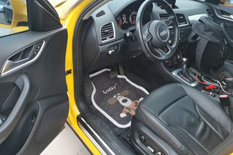 Audi Q3 2017 #16 Audi Q3 2017 car image #16