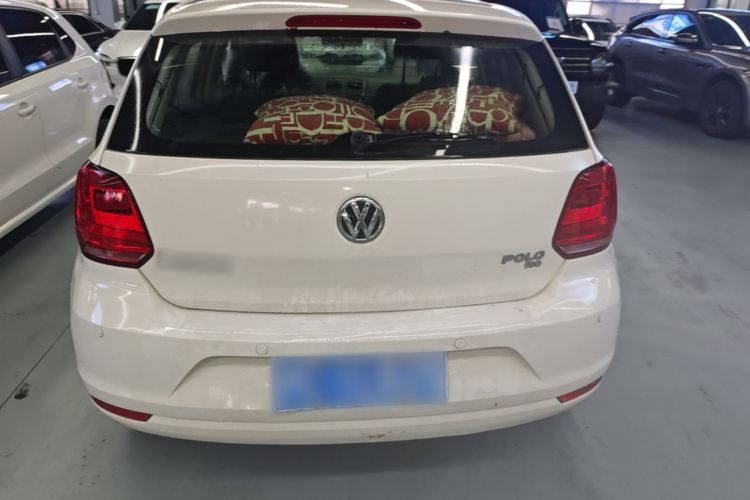 Volkswagen Polo 2015 #6 Volkswagen Polo 2015 car image #6