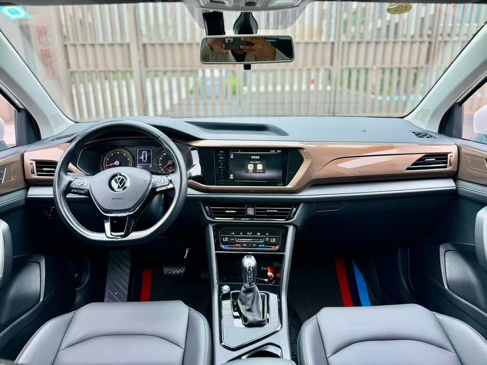 Volkswagen Tharu 2020 car image #8
