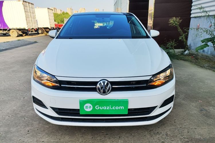 Volkswagen Polo 2020 car image #3