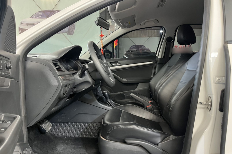 Volkswagen Lavida 2023 car image #9