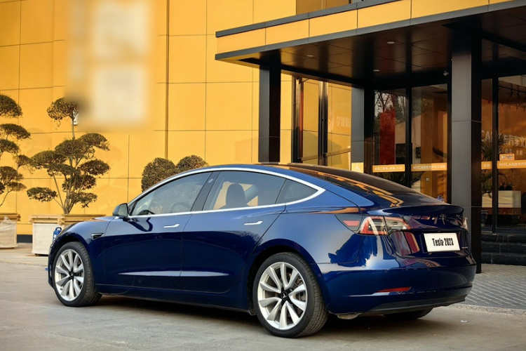 Tesla Model 3 2019 #6 Tesla Model 3 2019 car image #6