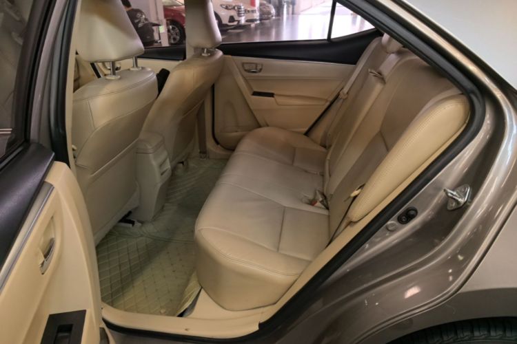 Toyota Corolla 2016 car image #17
