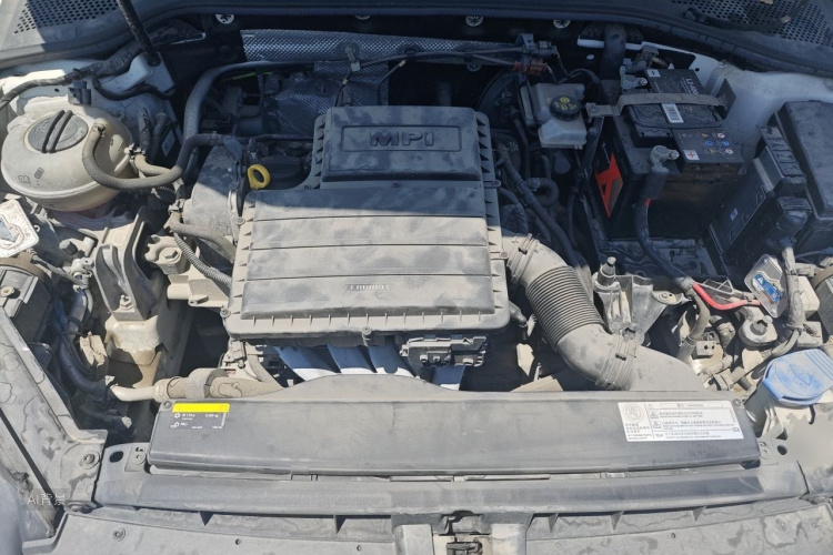 Volkswagen Golf 2017 car image #22