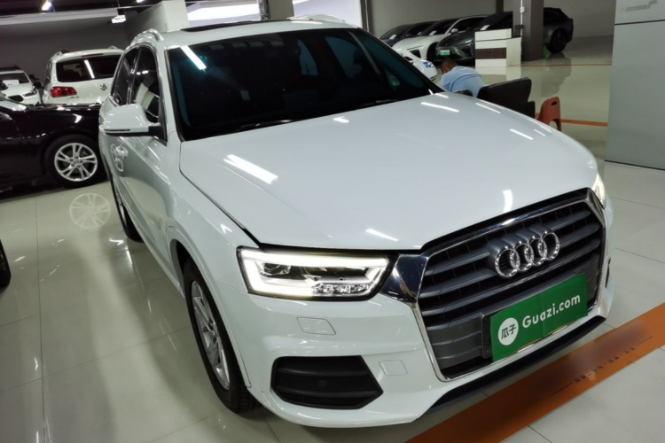 Audi Q3 2018 #4 Audi Q3 2018 car image #4