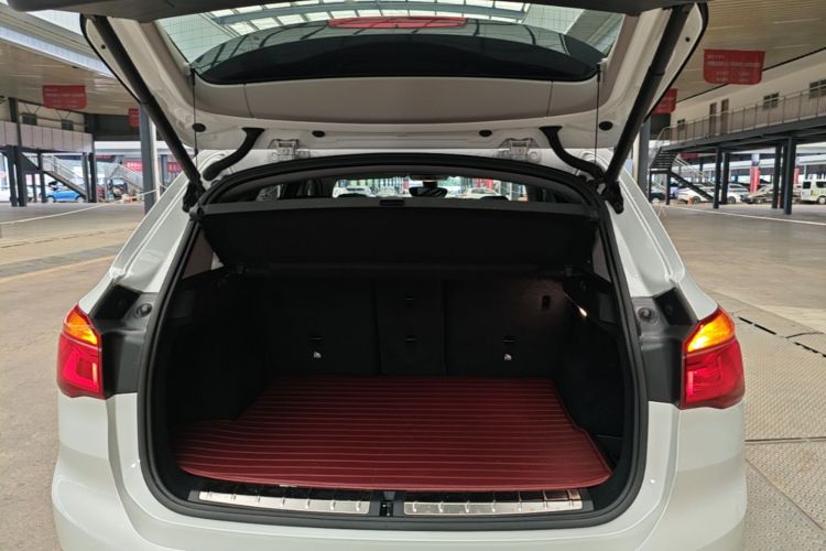 BMW X1 2019 #21 BMW X1 2019 car image #21
