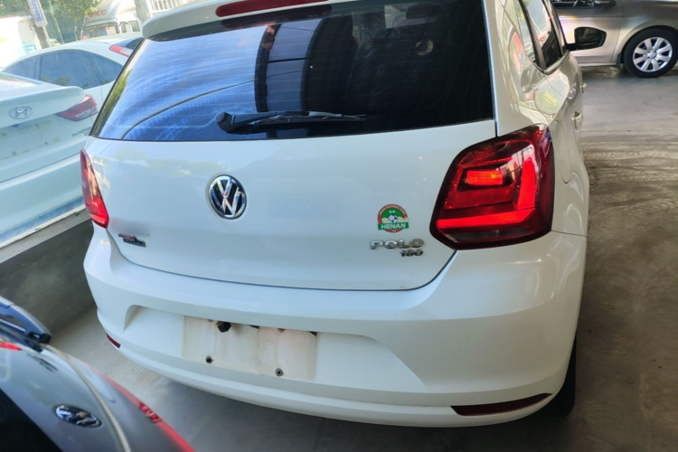 Volkswagen Polo 2019 car image #6
