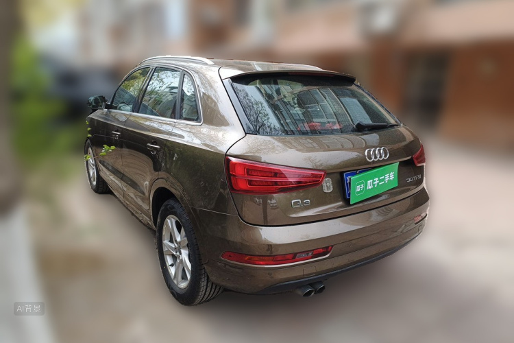 Audi Q3 2017 car image #5