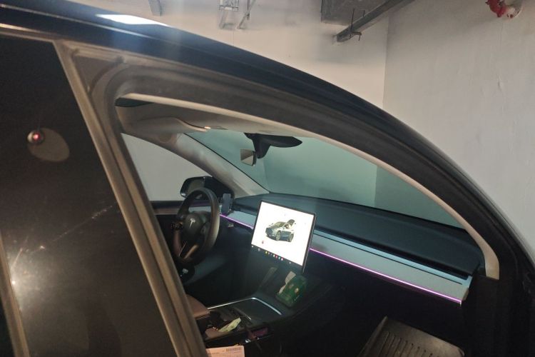 Tesla Model Y 2024 #23 Tesla Model Y 2024 immagine di auto #23
