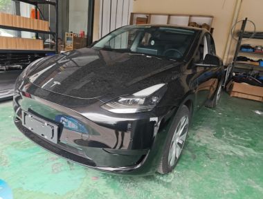 Tesla Model Y 2022 Tesla Model Y 2022 car image