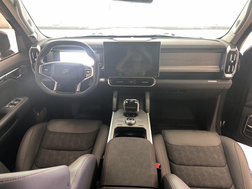 Jetour Traveller 2024 car image #8