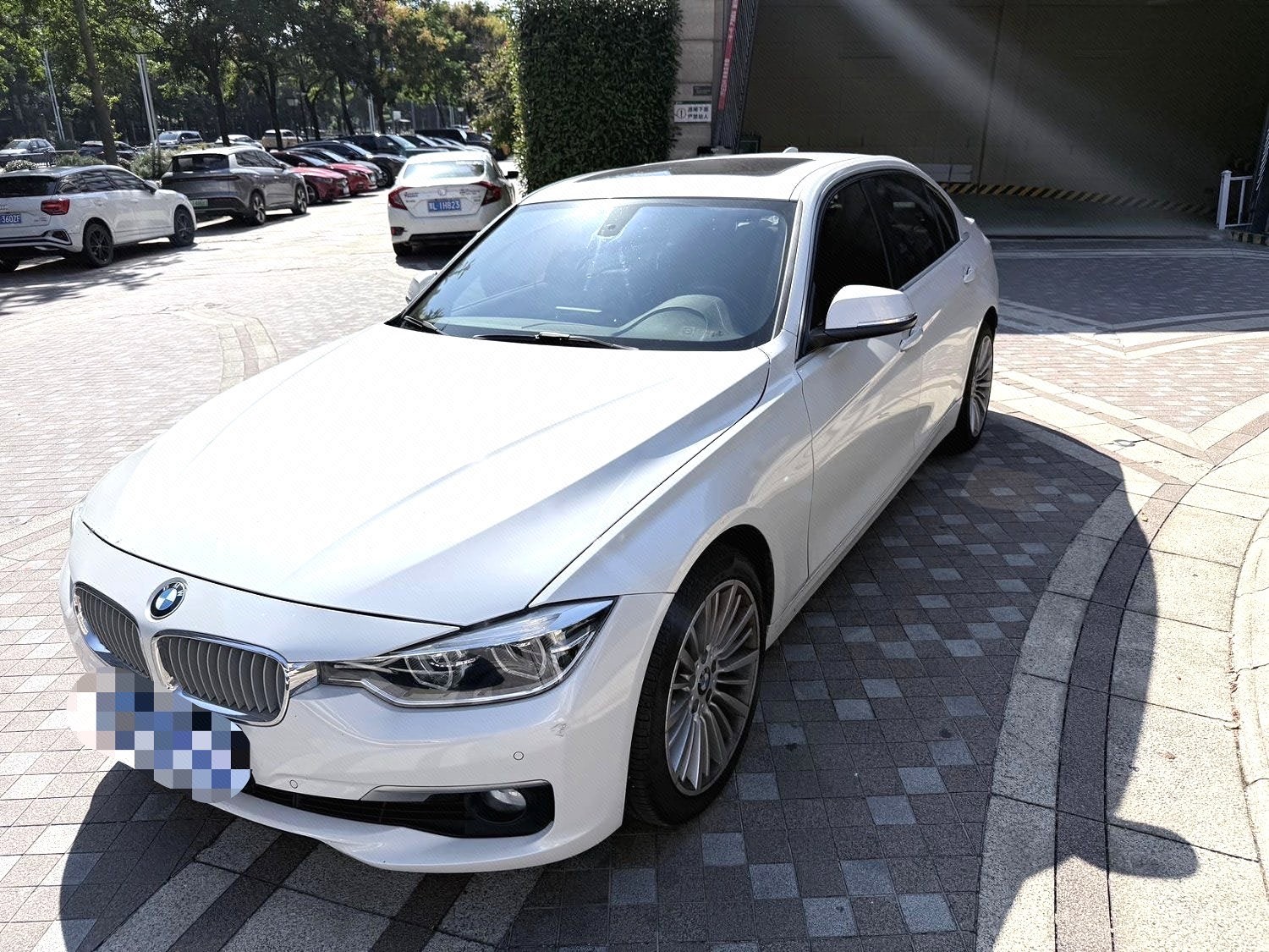 BMW 3 Series 2018 BMW 3 Series 2018 car image