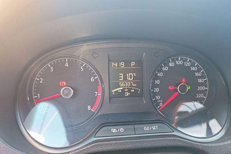 Volkswagen Polo 2019 car image #12