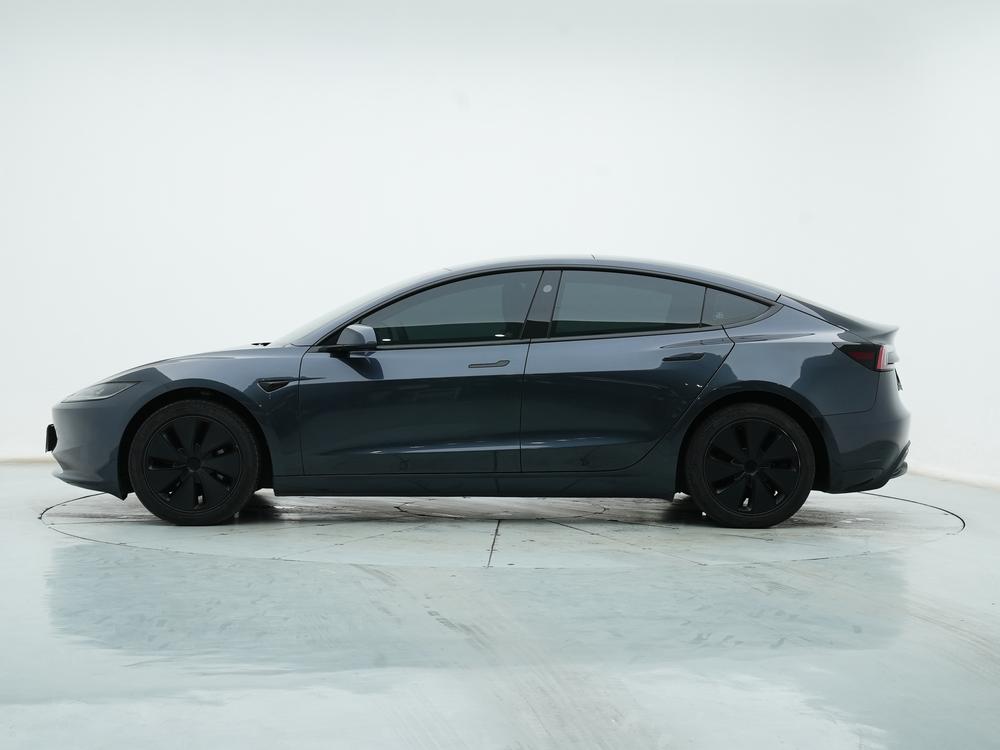 Tesla Model 3 2025 #4 Tesla Model 3 2025 car image #4