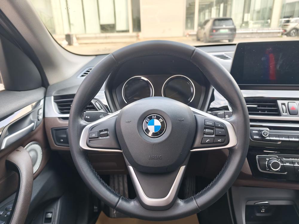 BMW X1 2021 car image #16