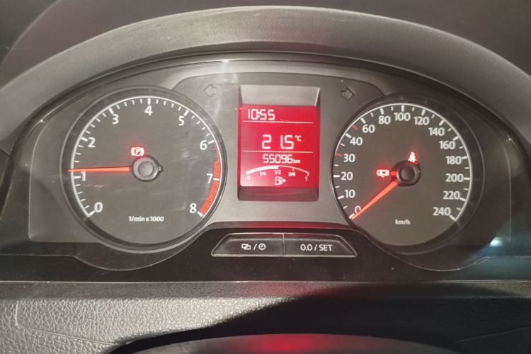 Volkswagen Santana 2015 car image #13