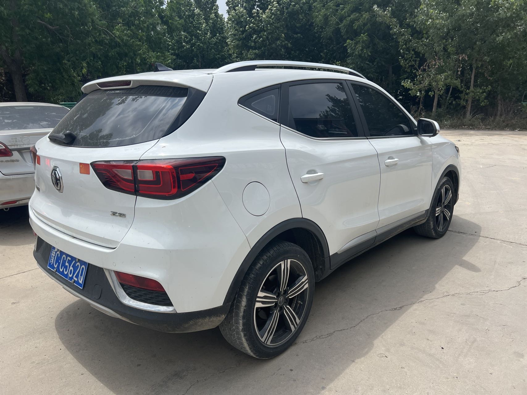 MG ZS 2019 car image #3