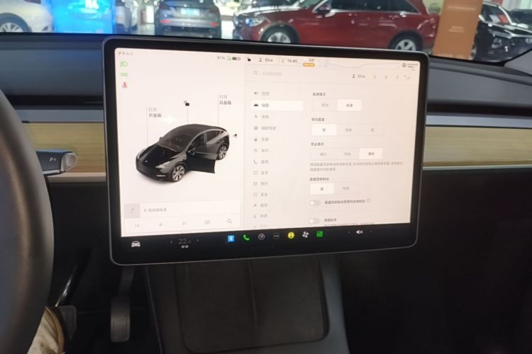 Tesla Model Y 2022 #13 Tesla Model Y 2022 immagine di auto #13