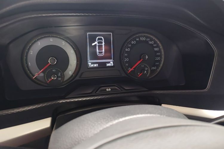 Volkswagen Lavida 2018 car image #12