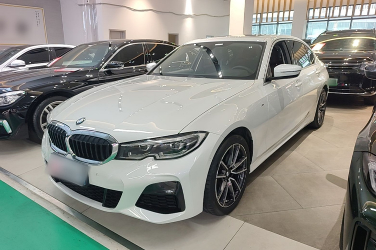 BMW 3 Series 2021 #2 BMW 3 Series 2021 immagine di auto #2