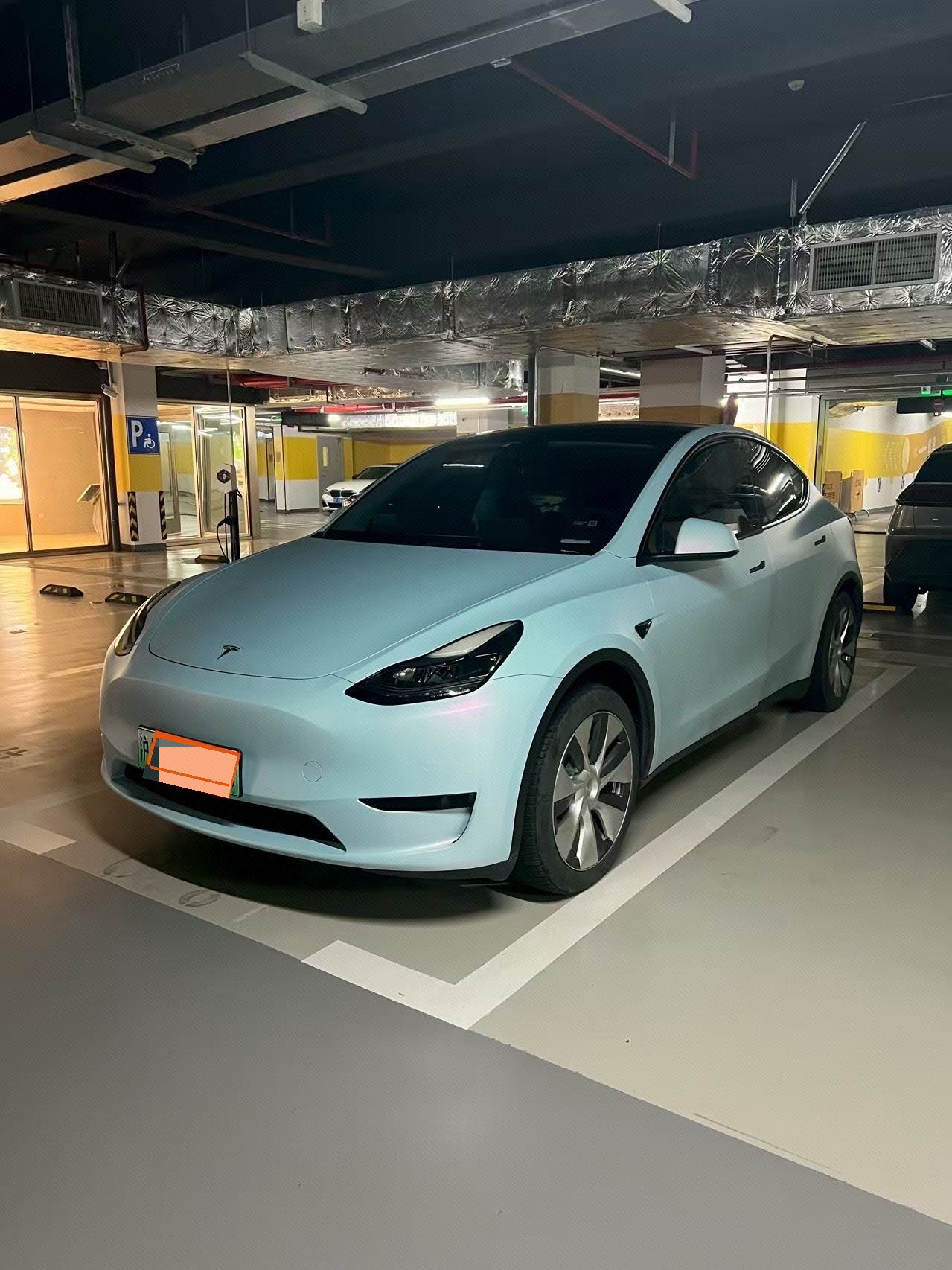 Tesla Model Y 2023 Tesla Model Y 2023 immagine di auto