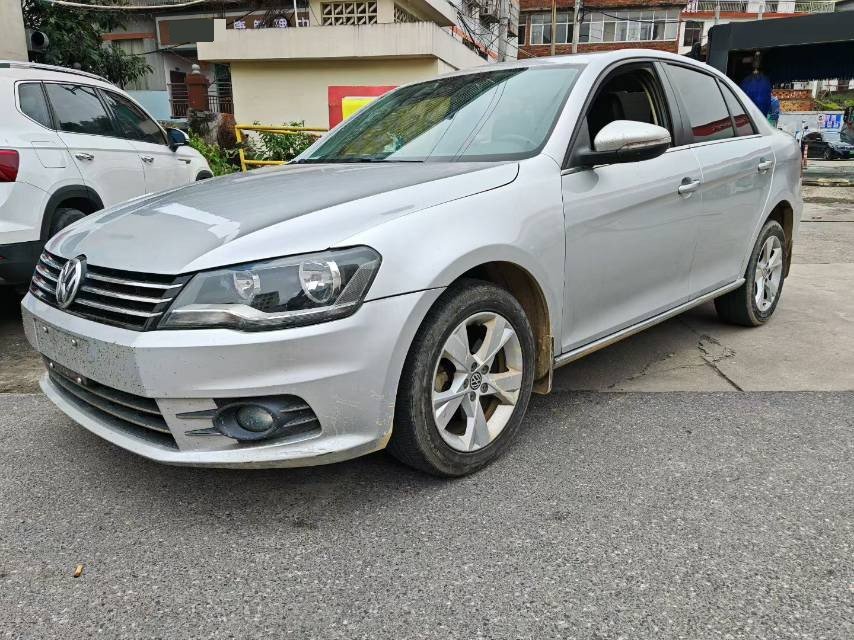 Volkswagen Bora 2013 Volkswagen Bora 2013 car image