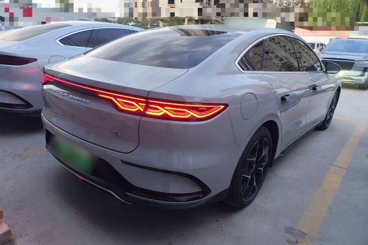 BYD Han 2022 car image #5