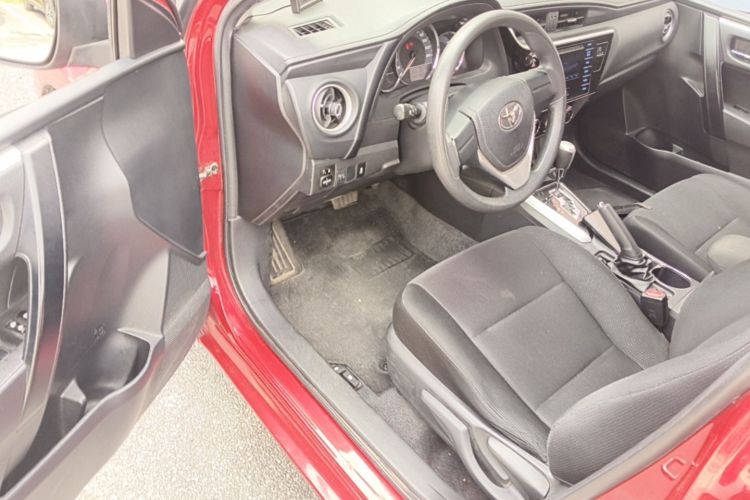 Toyota Corolla 2017 car image #18
