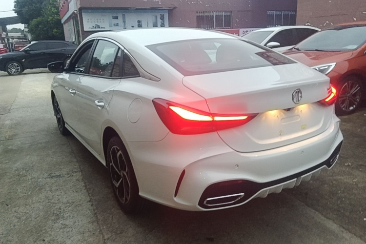 MG 5 2026 #5 MG 5 2026 imagen de coche #5