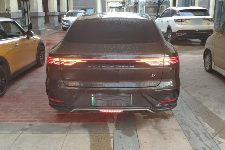 BYD Han 2024 #6 BYD Han 2024 car image #6