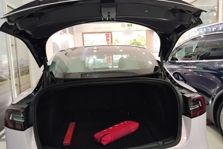 Tesla Model 3 2023 #21 Tesla Model 3 2023 car image #21