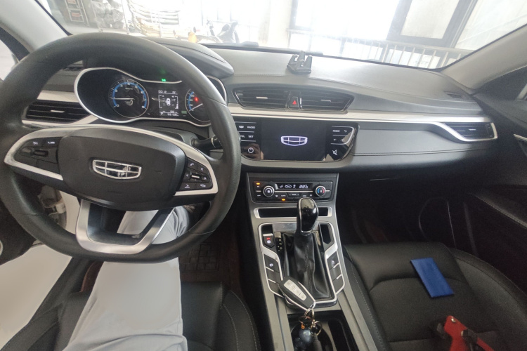 GEELY Emgrand 2020 car image #12