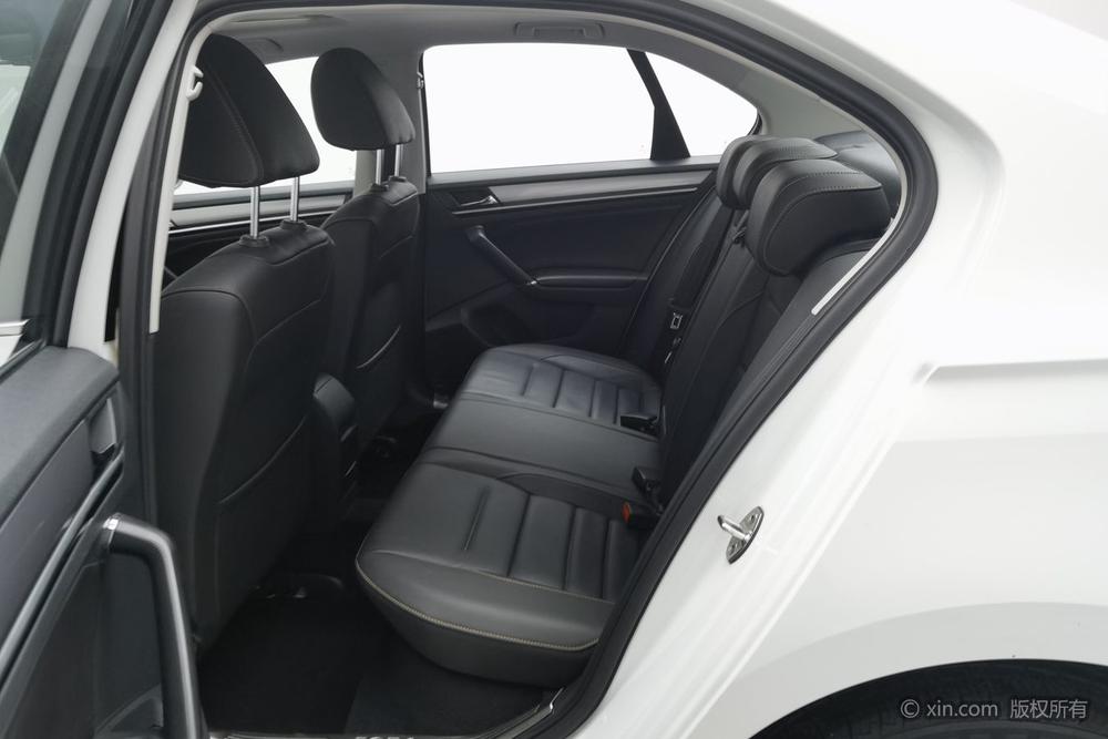 Volkswagen Bora 2016 image de voiture #19