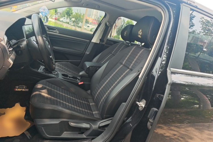 Volkswagen Lavida 2020 car image #15