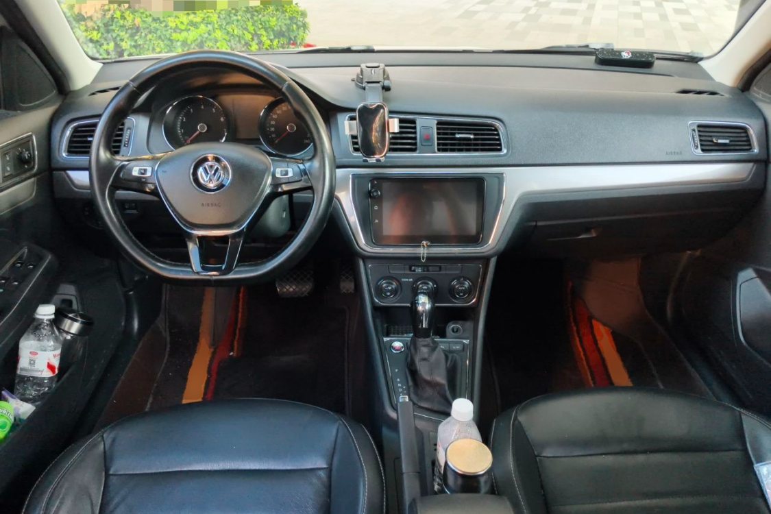 Volkswagen Lavida 2018 car image #21