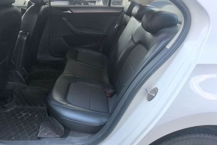Volkswagen Santana 2016 car image #17