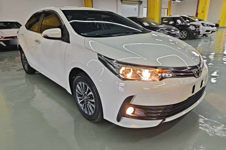 Toyota Corolla 2019 #4 Toyota Corolla 2019 car image #4