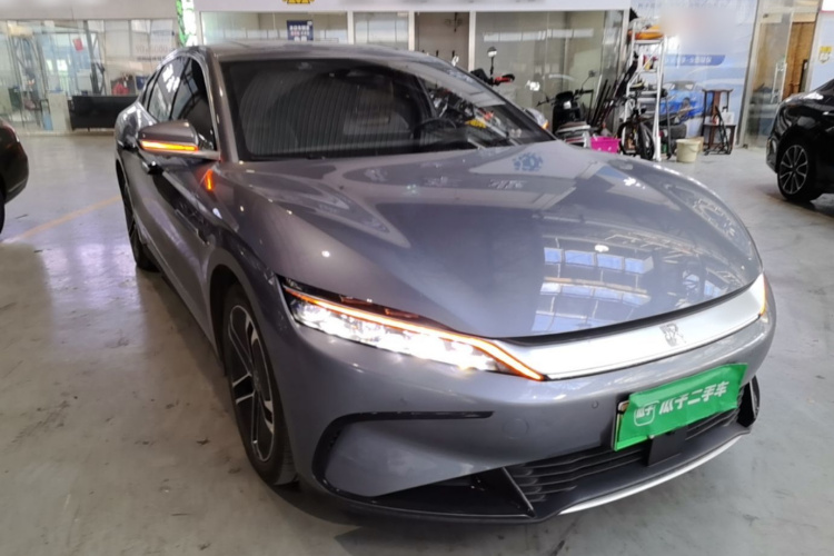 BYD Han 2023 car image #4