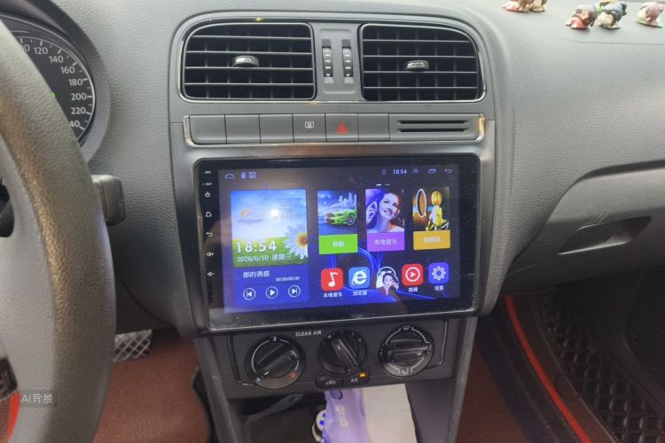 Volkswagen Polo 2018 car image #15