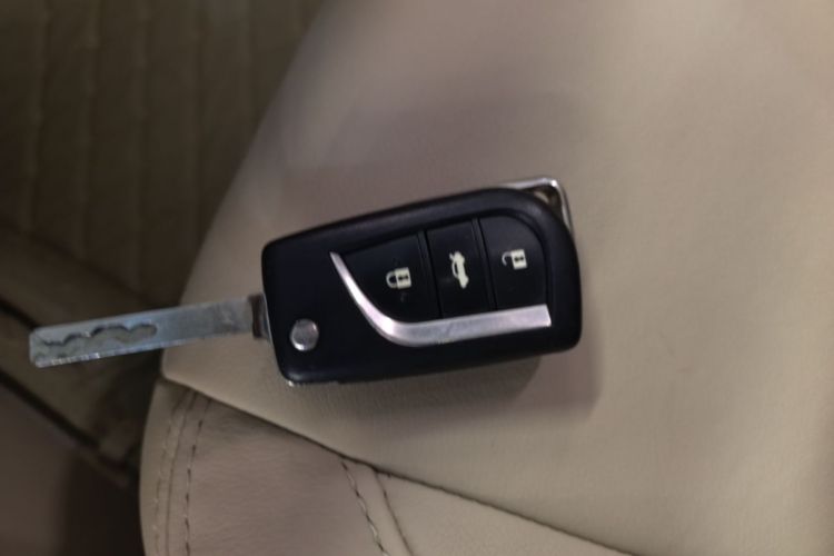 Toyota Corolla 2016 car image #9