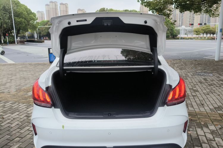 MG 5 2024 image de voiture #19